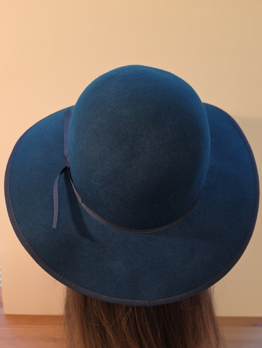Wide Brim Adjustable Felt Hat in Teal - Picture 3 of 5